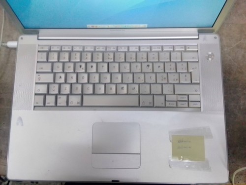 Apple a1106 2005 - apple,