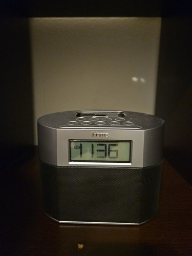 Ihome dual - (model, w/