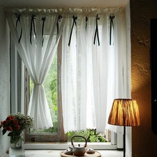 Tende per finestre in pizzo