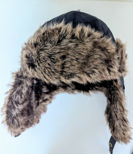 Cappello volante peloso