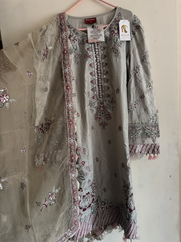Abiti asiatici pakistani