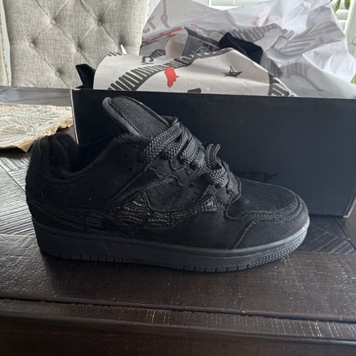 Vicinity akimbo lows black - akimbo, lows~black