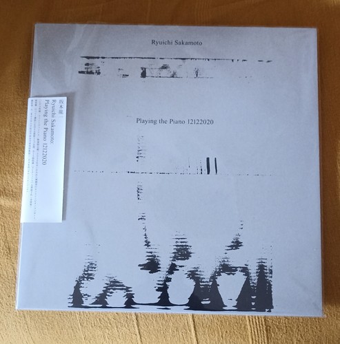 Ryuichi sakamoto playing the - sakamoto,