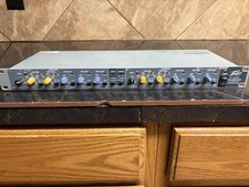 Peavey PV35XO stereo crossover a 3 vie