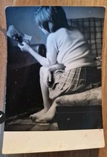 20751 a. Fotografia donna in posa gambe sexy italia 12,5x9