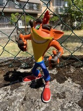 Crash bandicoot statua statue - crash,