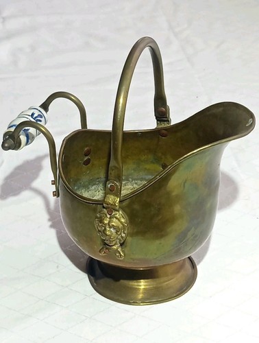 Secchio carbone ottone - , testa