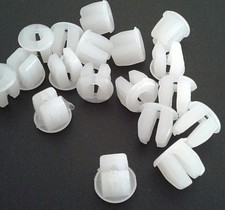 Per Fiat Vari Modelli Kit 100 pz Madrevite in Plastica x Rivestimenti e Ripari