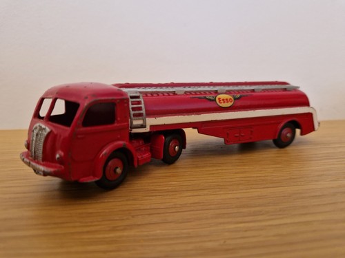 Dinky toys tracteur - toys, panhard