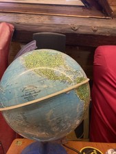 Mappamondo luminoso vintage