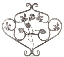 Ornamento in ferro battuto