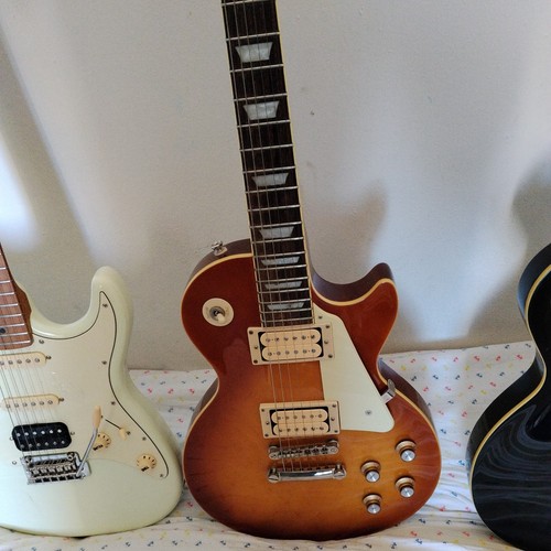 Chitarra elettrica usata - elettrica,