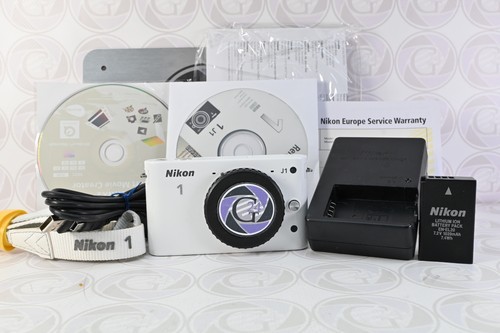 Nikon scocca bianca - 1,