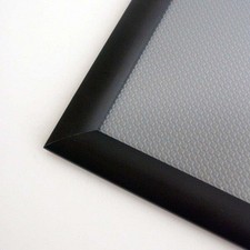 Cornice a scatto colore nero