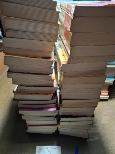 Libri del pavone dal - dal, numero