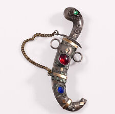 Ciondolo sciabola orientale con pietra blu, rossa e verde