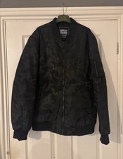 Giacca mimetica nera grande