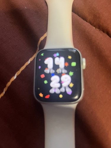 Apple iwatch series 40mm - 4,