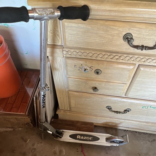 Razor folding kick - a, scooter