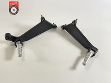 Aprilia RSV 1000 Tuono RP 2003 pedana passeggero poggiapiedi posteriore usata