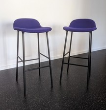 2 nuove sedie da bar sgabelli da bar forma 75 imbottite di Normann Copenhagen NP 1100,-
