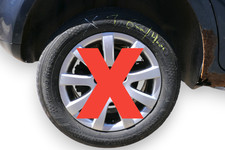 2 pneumatici VW Golf 3 9N 6Y 185/60 R14 82H pneumatici estivi 2x circa 4-6 mm SOLO PNEUMATICI