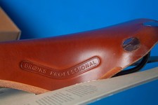 Sella BROOKS TEAM PROFESSIONAL HONEY COPPER NUOVA IN SCATOLA