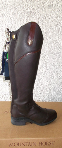 Cavallo montagna vegano - di,