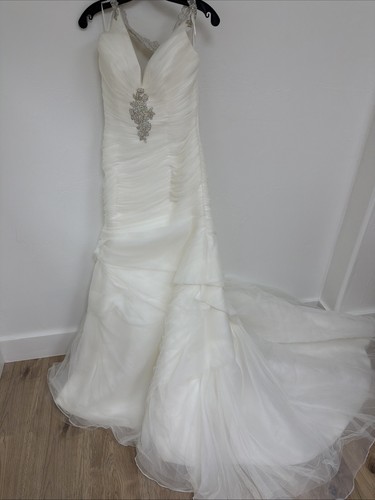 Pronovias size wedding - 10,
