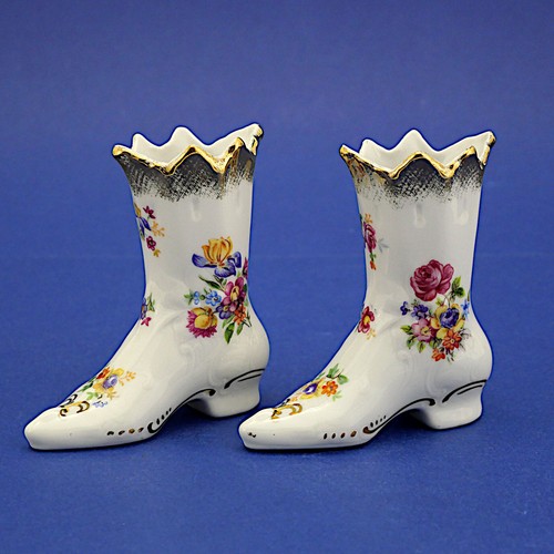 Due stivali scarpe - due, stivali/scarpe