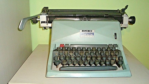 Macchina scrivere olivetti - da,