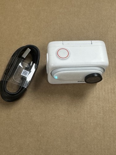 Insta360 action camera - go,