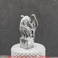 Statua Cthulhu notte fredda