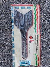 Profilo adesivo anteriore nuova Vespa pk 50-125 marca Utah nuovo fondo magazzino