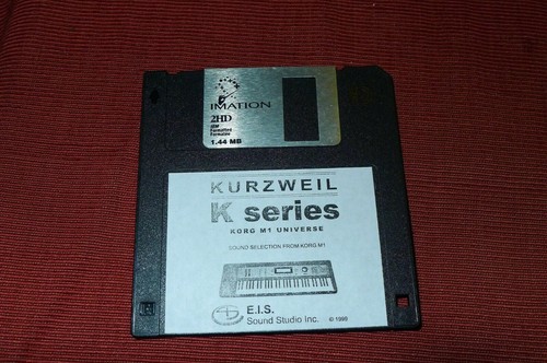 Floppy with korg universe - m1,