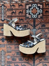 Sandali vintage anni 70 in pelle di sughero con plateau UK 7