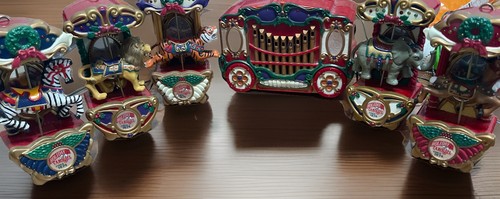 Christmas holiday carousel - mr,