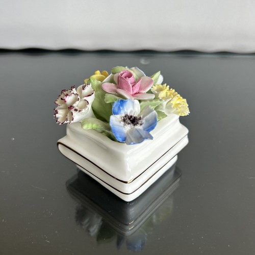 Vintage royal doulton book - vintage,