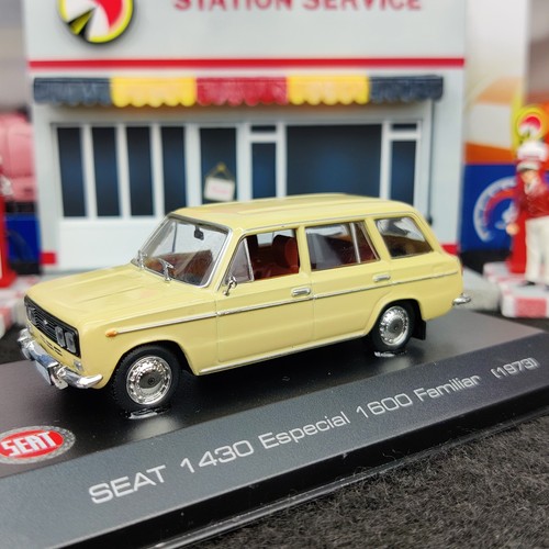 Voiture seat 1430 - voiture,