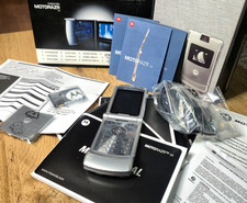 Motorola RAZR V3 Silver NOS
