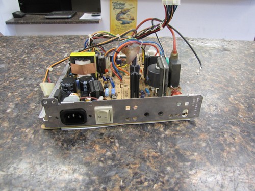 Alimentatore scheda - alimentatore,
