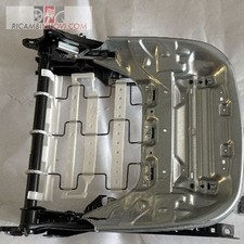 REGOLAZIONE ALTEZZA SEDILE