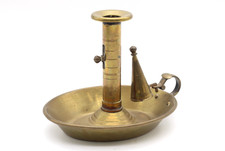 Antico portacandele in ottone