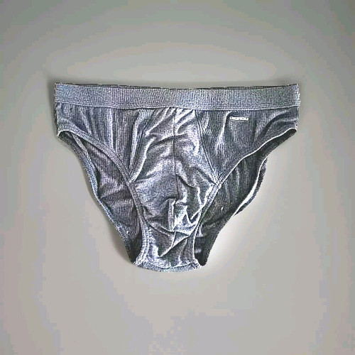 Grigioperla perla slip - by,