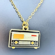 COLLANA DORATA CON CIONDOLO