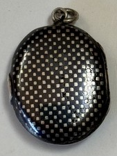 ANTIQUE VICTORIAN NIELLO