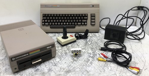 Lotto console commodore con - 64,