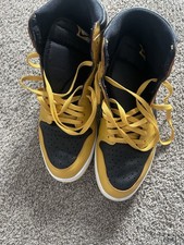 Nike Dunk High Giallo Nero