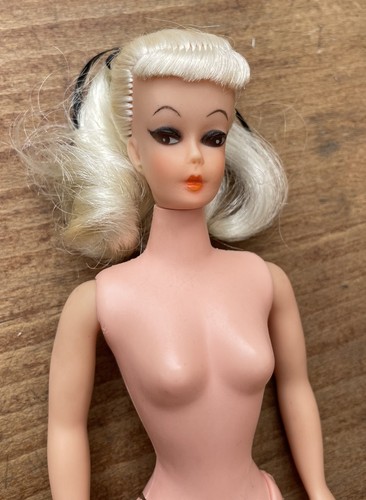 Vintage fashion doll barbie - doll,