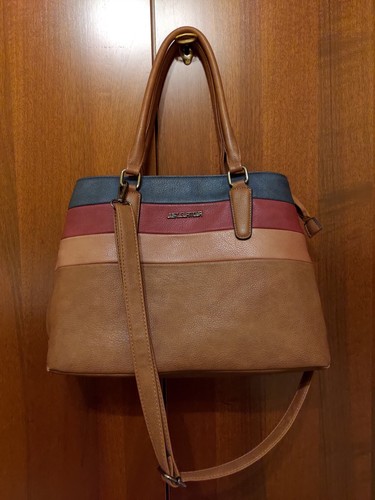 Borsa mano marrone con - mano,